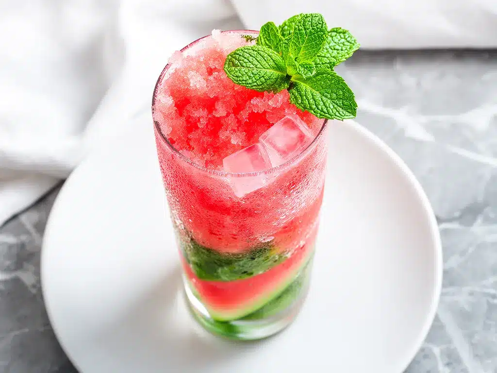Frozen Watermelon Mint Margarita: Best Summer Party Recipe 4 frozen watermelon mint margarita preparation steps