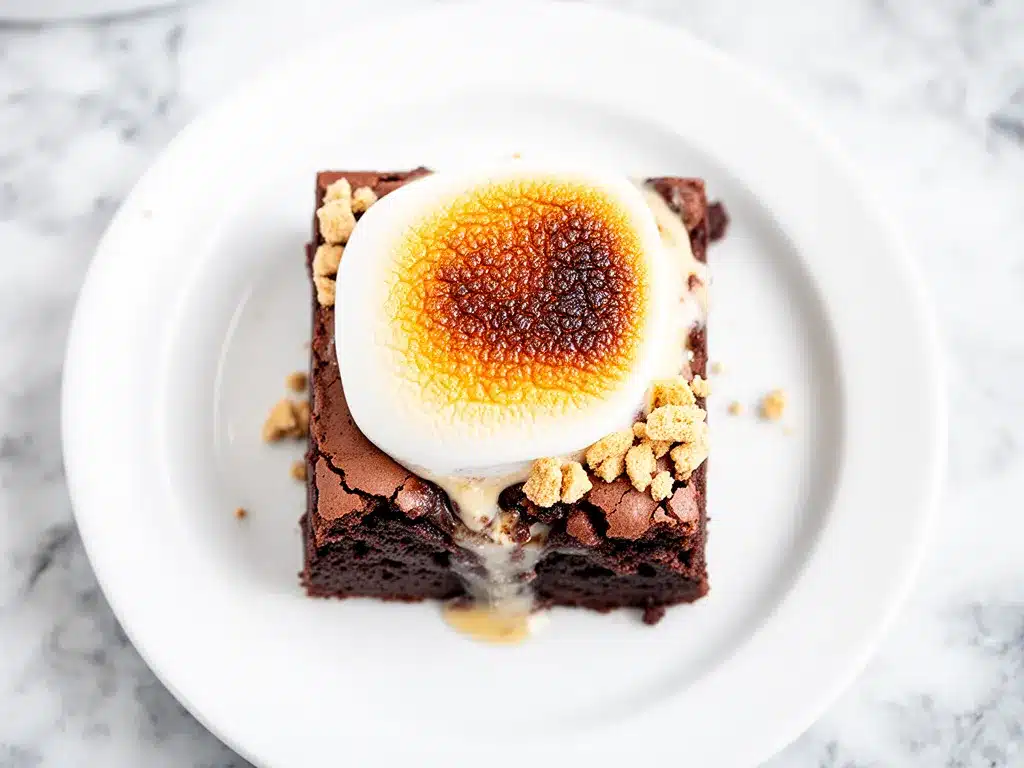 Gooey Smores Brownies: Best Easy Toasted Marshmallow Recipe 4 Gooey Smores Brownies preparation steps